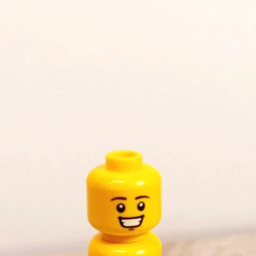 LEGO Happy Head Big TEETH Smile Chin Dimple Brown Eyebrows UNISEX Girl Boy Trans