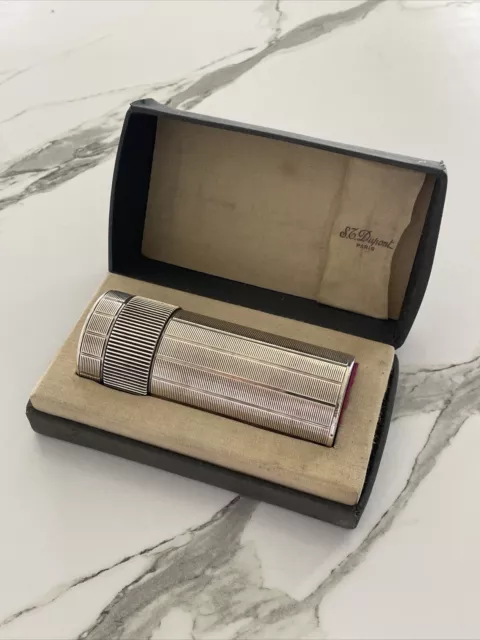 superbe briquet de table St Dupont Cylindrique Avec Boîte