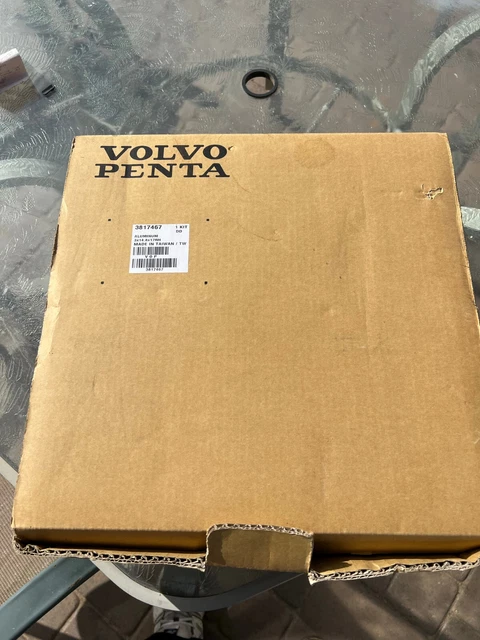 Volvo Penta OEM Aluminum 3-Blade RH Propeller, 14.8x17P, 3817469, USA