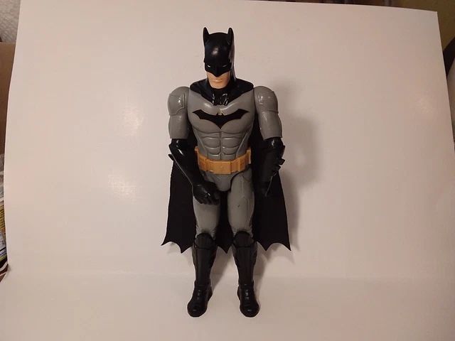 2018 DC Comics 12in Gray Bateman With Cape  Posable Action Figure