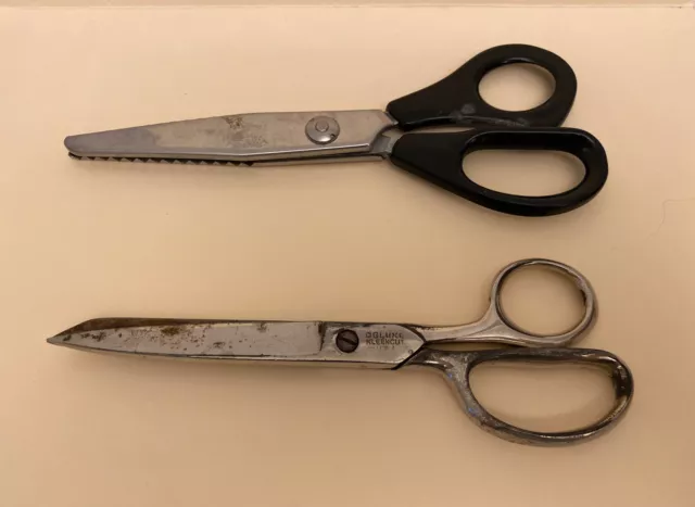 LOT of Vintage Quality Deluxe Kleencut Metal Scissors & Griffon Pinking Shears