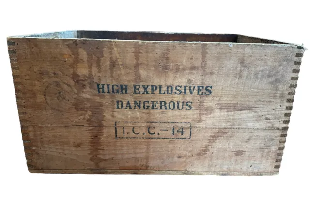 Vintage Antique Wood Crate Box DuPont Explosives 50 Lbs Extra Dynamite Red Cross