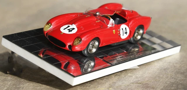 Miniature Tecnomodel Ferrari 330 GTO LMB – NART Gregory / Piper – Le Mans 1963 – 1/43