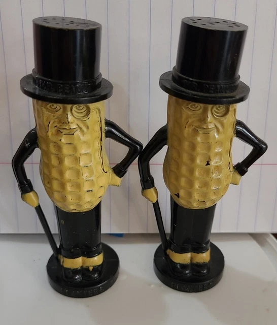 VINTAGE 1940’S PYRO Planters Mr. Peanut Salt & Pepper Shakers Hard