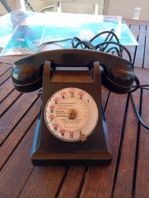 Ancien Téléphone à Cadran Ericsson En Bakélite Noir - Pièce De Collection Vintage - Occasion
