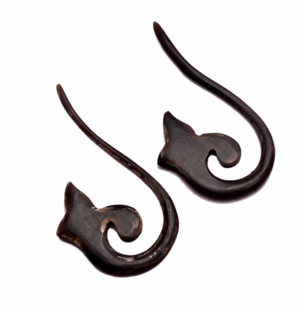 A Pair of Black Tibetan Natural Wood USA Coconut Ebony Wooden Earrings EAR892