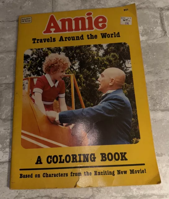 LITTLE ORPHAN ANNIE beat-up Travels World coloring book 1982 comic-strip Used