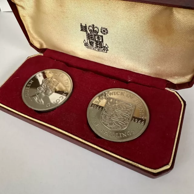 Royal Mint Set - Jersey 5 shillings, 900th Anniv. - Battle of Hastings 1966 (UC)