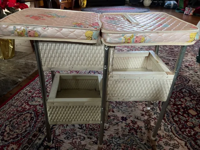 Vintage "The Berry Twins" Pink Wicker, Padded Top, Doll Changing Table 21" tall