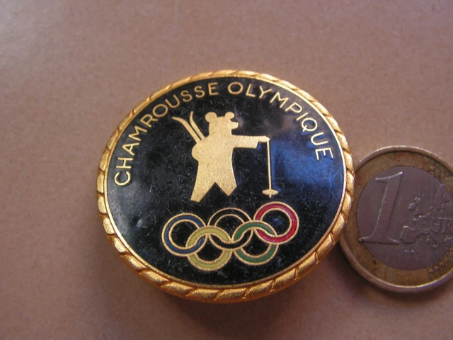 Insigne Officiel Des Jeux Olympiques De Grenoble 1968 - Équipe Russe (URSS) - Vintage Années 60, Non Modifié