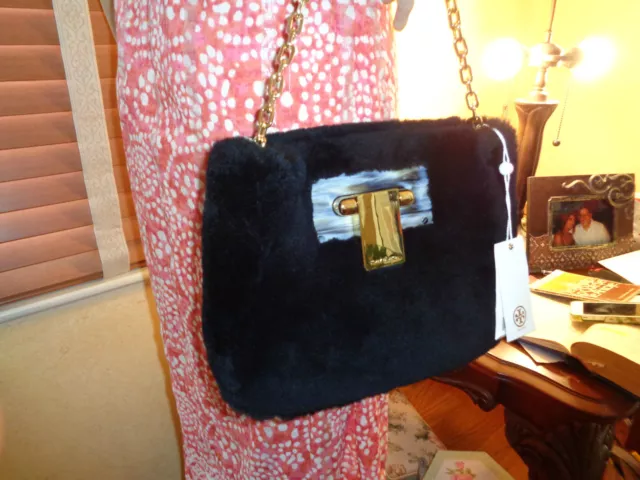 NWT TORY BURCH FUN FUR BLACK Sheepskin CLUTCH $550  DUST BAG 2