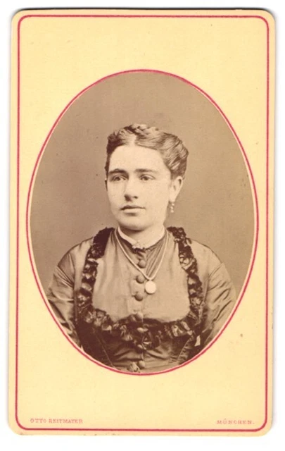 Fotografie Otto Reitmayer, München, Kaufingerstr. 9, schönes Fräulein mit Halsk