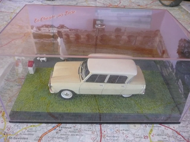 Miniature Renault 4 Blanche 1/43 IXO - Série Route Bleue 'Une Partie De Chasse' - Neuf En Boîte (Occasion)