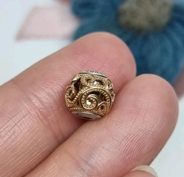 pandora generosity charm