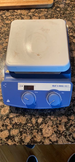 Hot Plate and Magnetic Stirrer - IKA C-MAG HS 7