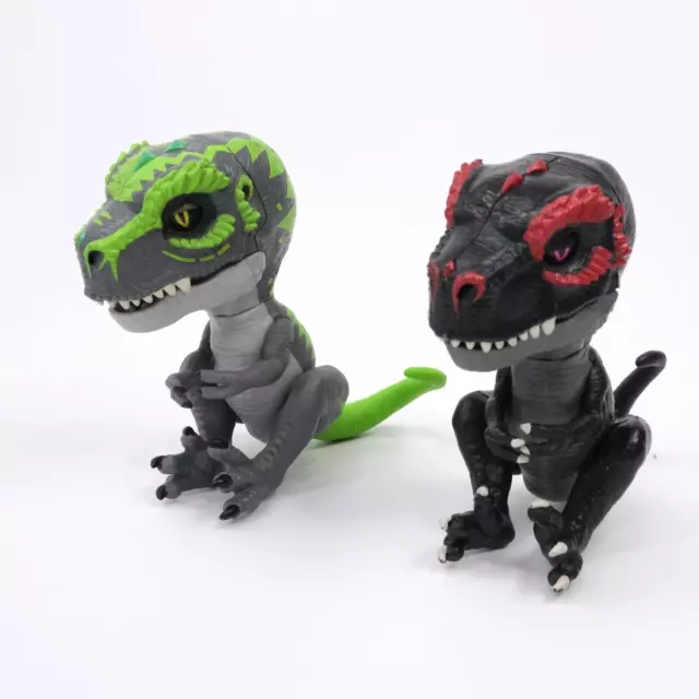 Wowwee Fingerlings Untamed 2 x T-Rex Interactive Dino Figures