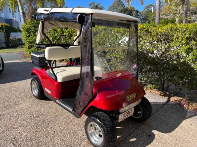 E-Z-G0 Freedom LE Golf Cart