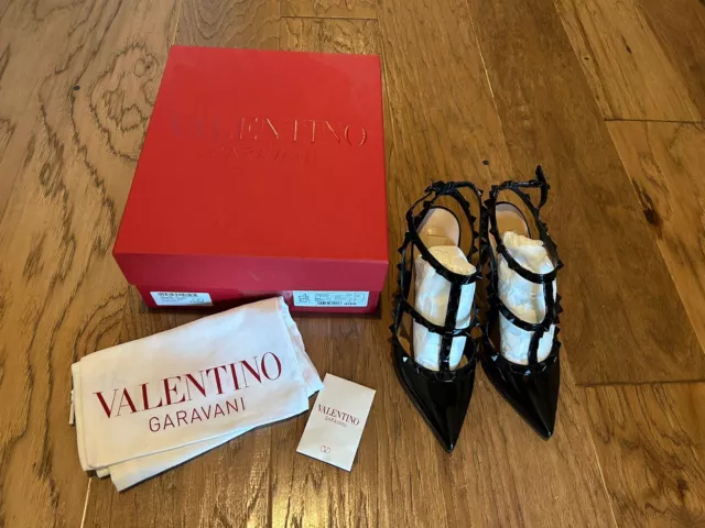 Valentino Garavani Rockstud Caged Pumps Patent Black Size 7 EU 37