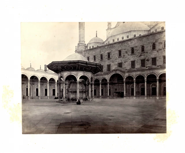 Tirage Original Vintage 'Bohémiennes à La Fontaine De Saillagouse' Circa 1900