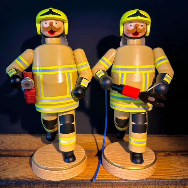 Original Erzgebirge Räuchermann Feuerwehrmann Figur handmade Germany Rare beige