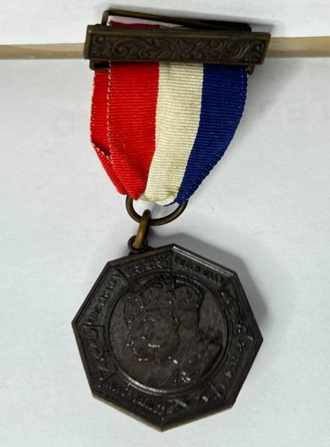 Octanginal 1935 KING GEORGE V Silver Jubilee Medal Octagonal Bronze 32 x 32 mm £19 ...
