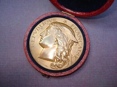 Médaille Française en bronze concours départemental d'étalons a Amiens 