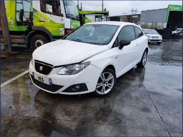 Moteur Seat Ibiza 4 3P (6J1) 03L100090Q