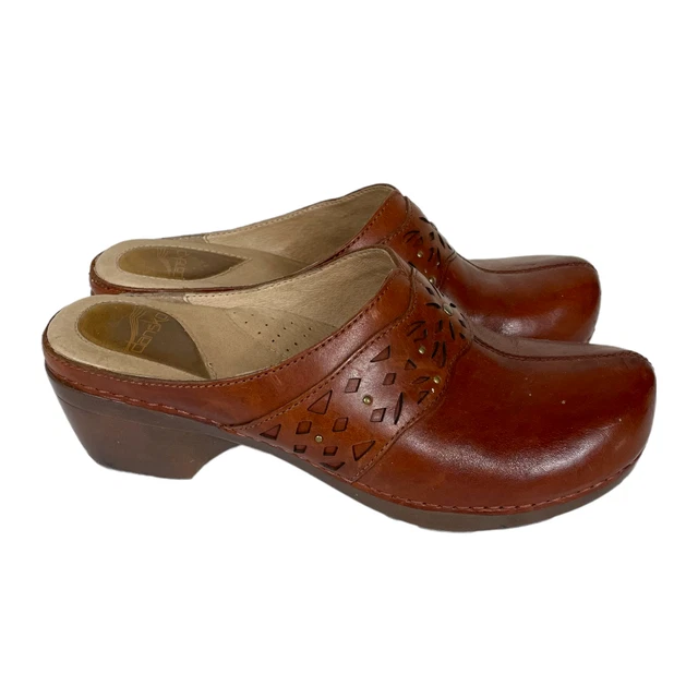 Dansko Shyanne Brown Clogs size 41 = 10.5