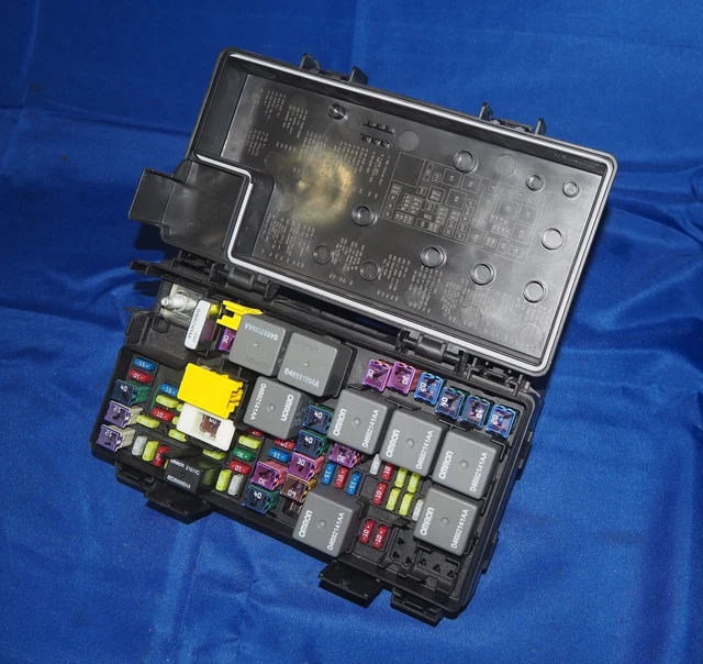 2007 DODGE NITRO Engine Bay Fuse Box Module TIPM W/One Year Warranty ...