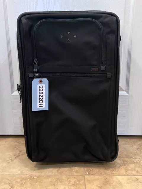 TUMI Alpha 22922DH Continental Frequent Traveler Expandable 22" Wheeled Carry-On