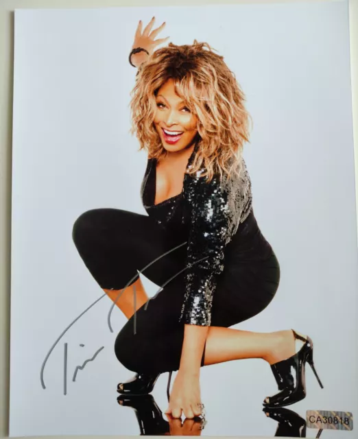 TINA TURNER ORIGINAL AUTOGRAPH HAND SIGNED 8 x 10 WITH COA