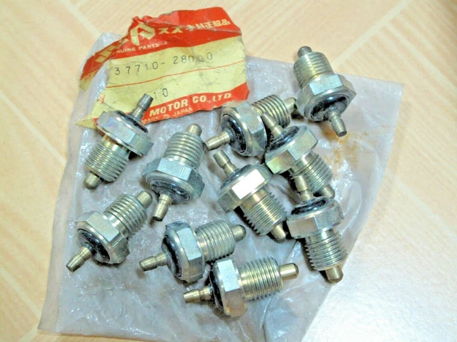 Piston neuf origine Suzuki gt125 - Équipement moto