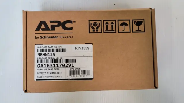 APC by Schneider Electric NetBoltz 125 kHz Handle Kit NBHN125
