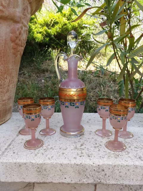 Belle Petite Carafe A Liqueur Et Sa Serie De Six Verres