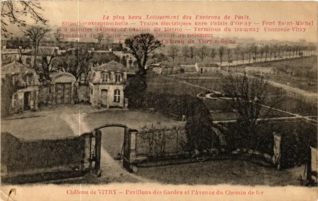 CPA AK Chateau de VITRY Pavillons des Gardes l'Avenue du Chemin de Fer (672137)