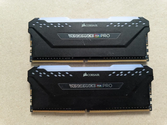 CORSAIR VENGEANCE LED RED 3000mhz 16gb 2x8gb DDR4 CMU16GX4M2C3000C15R 180.00 PicClick UK