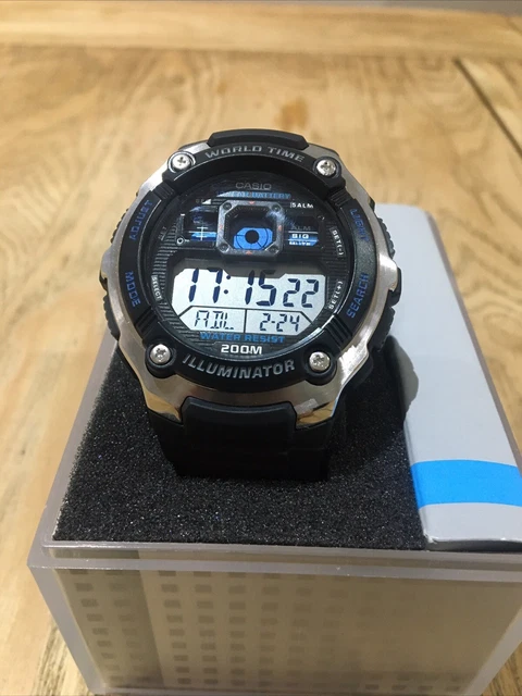 CASIO WATCH WORLD Time WR 200M Illuminator Alarm AE-2000W Boxed/Manual ...