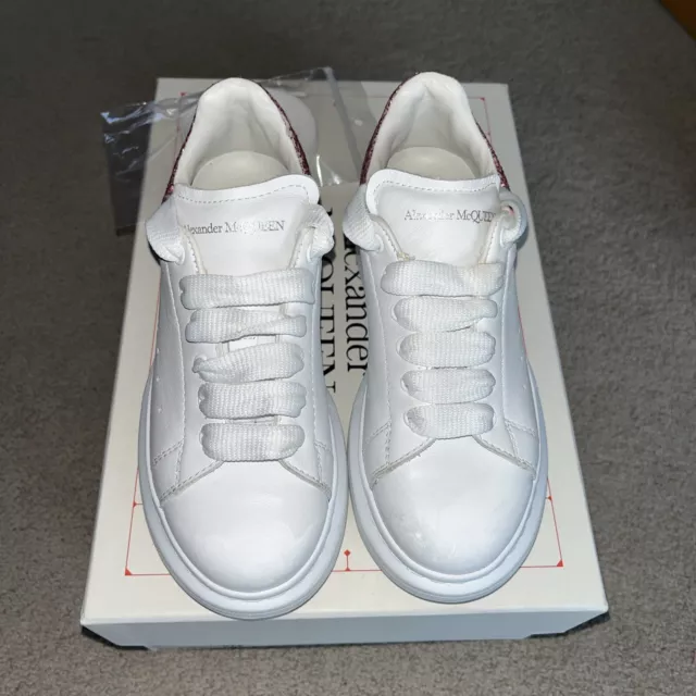 Girls alexander deals mcqueen trainers