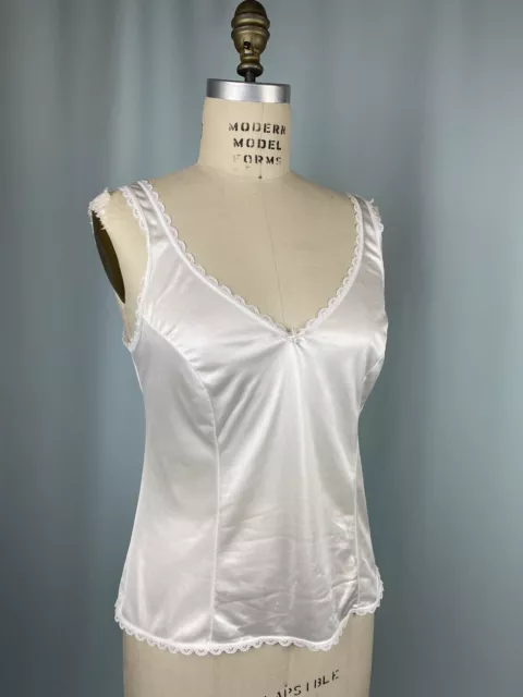 camisole top SIZE 36 MED WARNERS PERFECT MEASURE princess seam white nylon tank