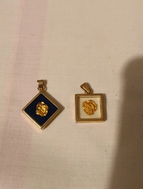 Pendentif Carré Vintage Daxon - Feuille D'or Véritable - Collier - Occasion