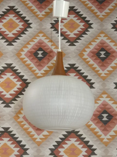 filigrane 60er Jahre Hängelampe Deckenlampe Teak+ zartes Eisglas mid century 60s