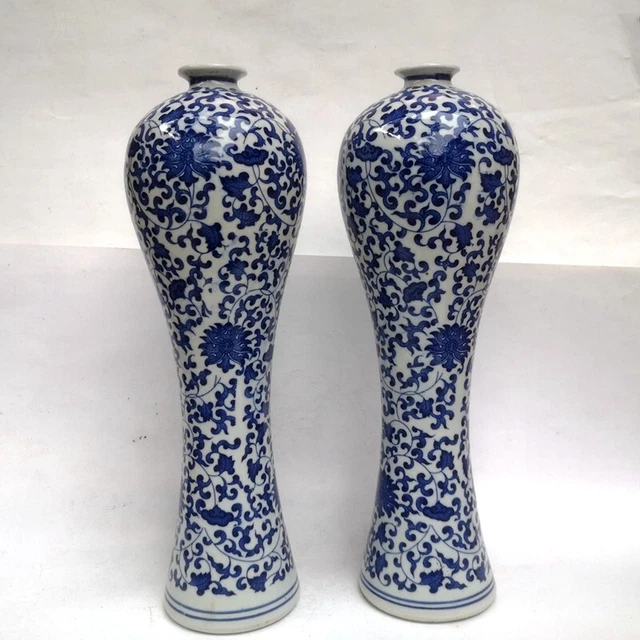 A Pair Old China blue-and-white Porcelain Flower Vase Bottle Collection 13 inch