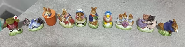 Feves Série Complète Mat   "Le Monde Beatrix Potter "2006