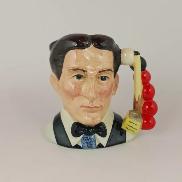 Royal Doulton Character Jug Small – Snooker Player D6879 – 476 RD