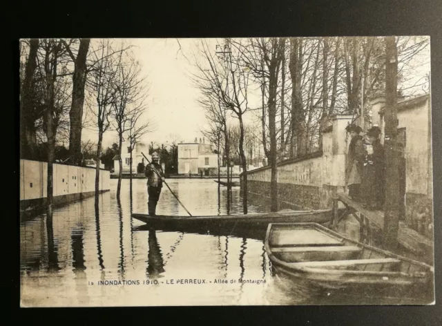 CPA 94 LE PERREUX - Inondations 1910 - Allée de Montaigne - animée POMPIERS