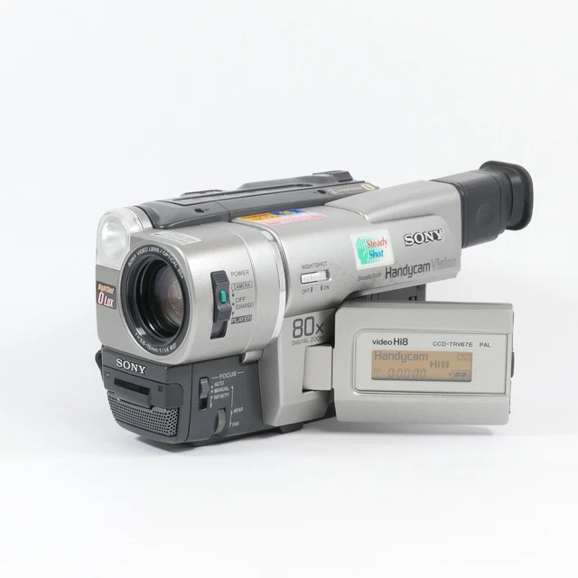 Camescope Sony Handycam Vision CCD-TRV46E - Hi8, Avec Accessoires, Excellent état