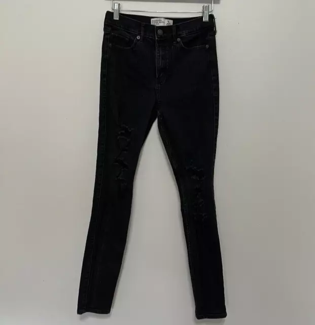 Pantalones de mezclilla en apuros Abercrombie & Fitch súper ajustados talla 26