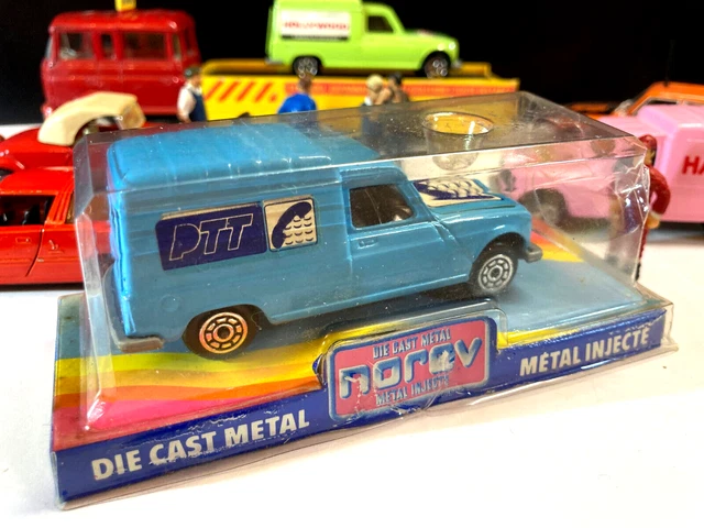 Renault R4 F6 Fourgonnette Norev Jet-Car N°711, Bleu Clair Ptt, En Boite