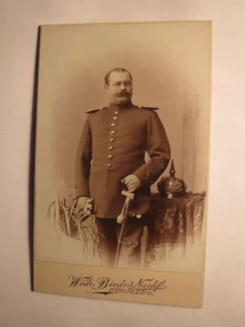 Nürnberg - 1899 - Soldat Poller ? in Uniform Offizier Epauletten Helm Säbel  CDV