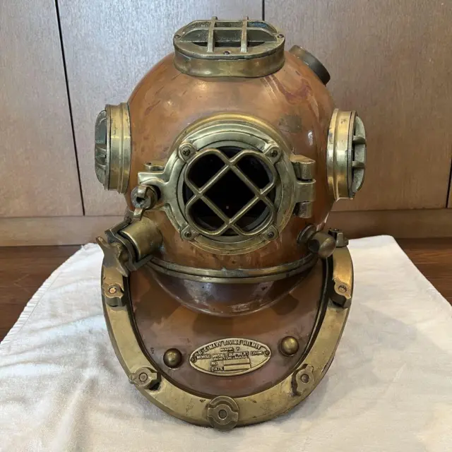 Antique Heavy US Navy MARK V Divers Diving Helmet Marine Diving Object